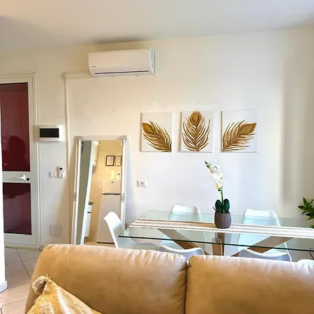 Camelia Vista Mare *